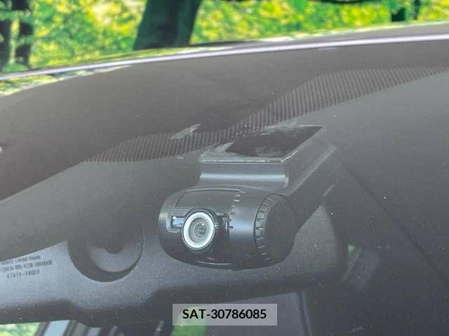 Toyota C-HR 2017-02 295005-6