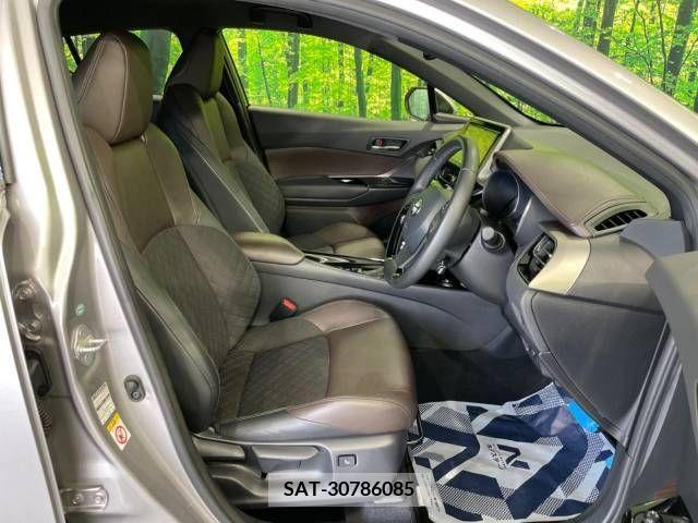 Toyota C-HR 2017-02 295005-8
