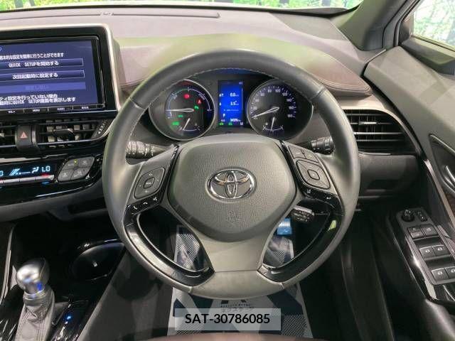 Toyota C-HR 2017-02 295005-11