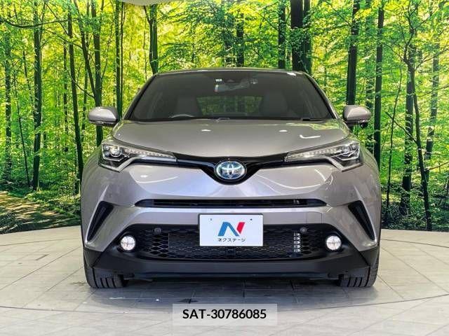 Toyota C-HR 2017-02 295005-14