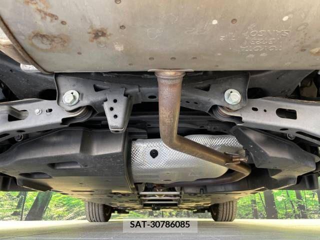 Toyota C-HR 2017-02 295005-19