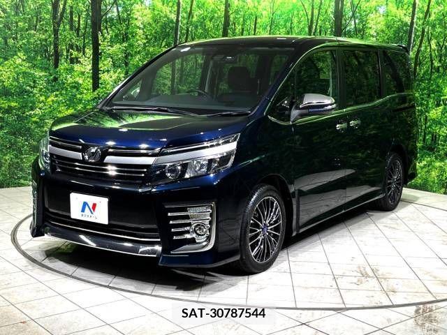 Toyota VOXY 2016-10 370426-19