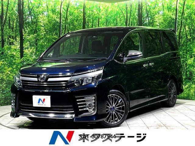Toyota VOXY 2016-10 370426-0