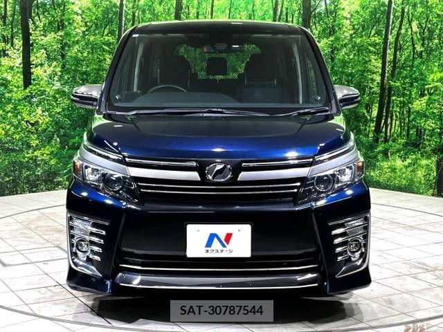 Toyota VOXY 2016-10 370426-16