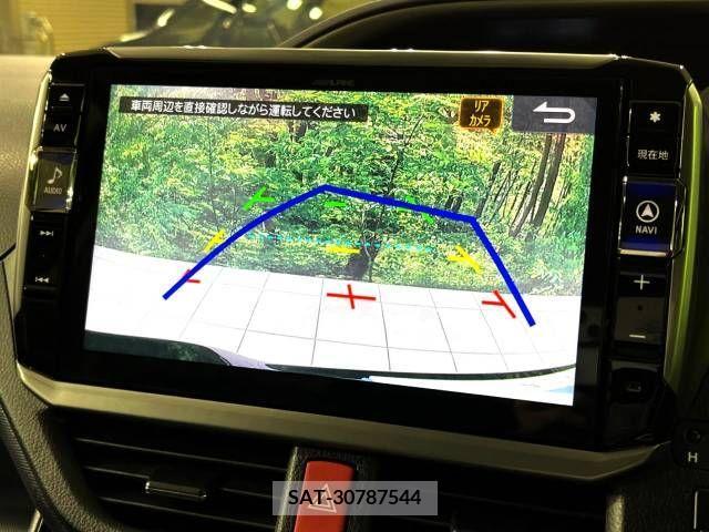 Toyota VOXY 2016-10 370426-7