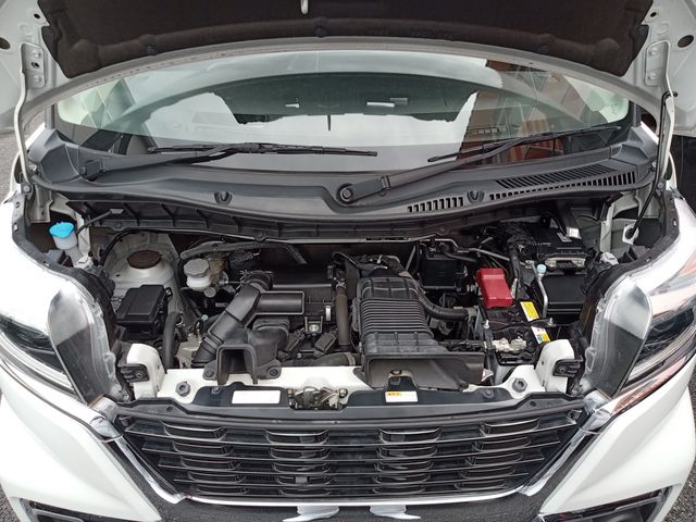 Suzuki SPACIA 2018-09 181308-27