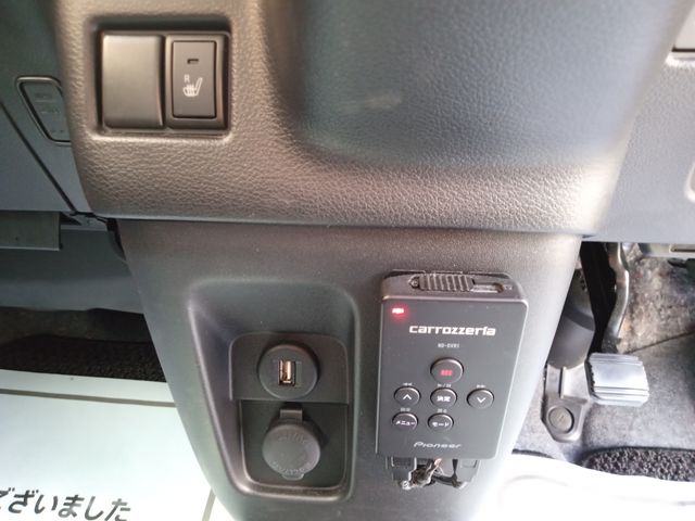 Suzuki SPACIA 2018-09 181308-22