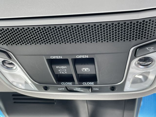 Honda CR-V 2018-10 8295-22