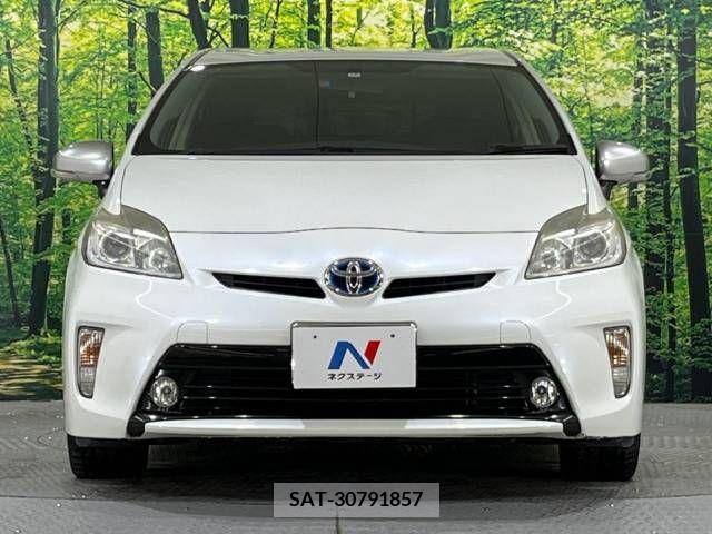 Toyota PRIUS 2013-07 282116-13