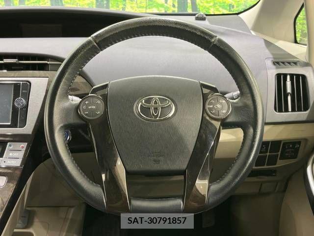 Toyota PRIUS 2013-07 282116-10