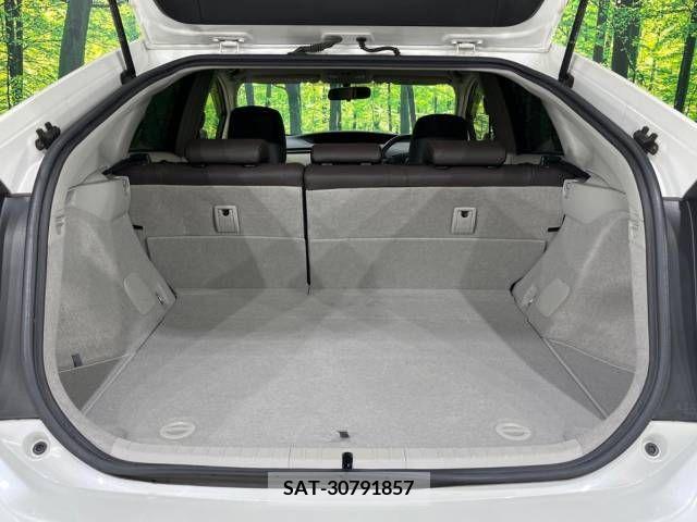 Toyota PRIUS 2013-07 282116-9