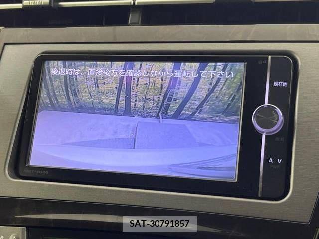 Toyota PRIUS 2013-07 282116-3