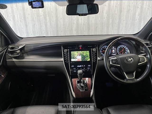 Toyota HARRIER 2014-04 330476-1