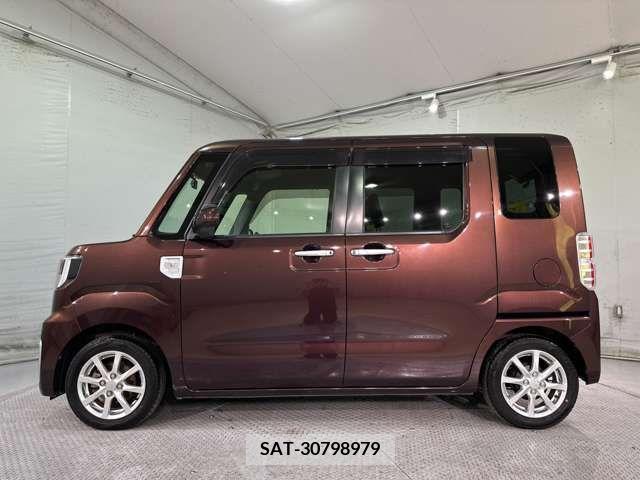 Daihatsu WAKE 2016-01 211167-10