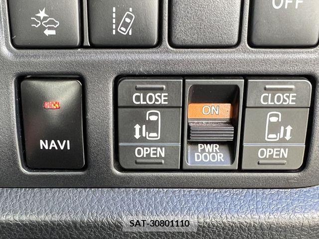 Toyota VOXY HYBRID 2018-09 289361-10
