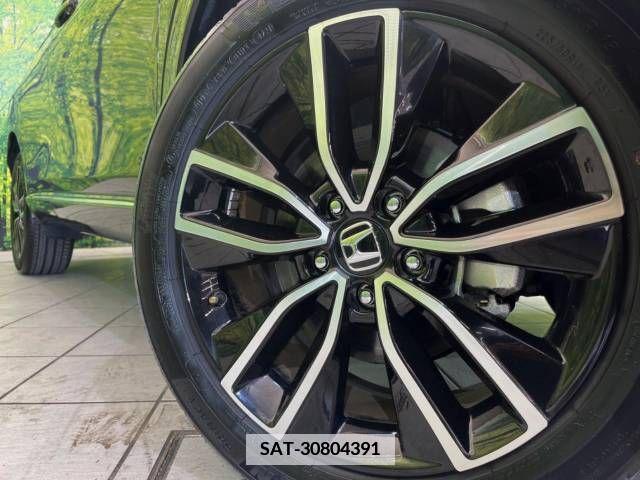 Honda VEZEL 2021-11 339709-12