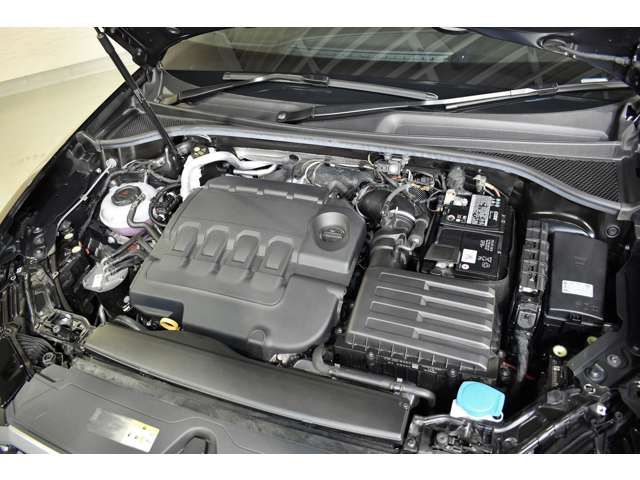 Audi Q3 2021-03 20384-9