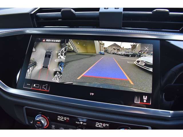 Audi Q3 2021-03 20384-13