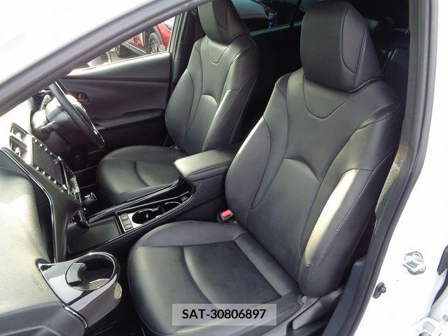 Toyota PRIUS 2022-04 218912-4