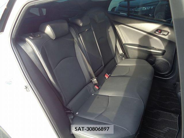 Toyota PRIUS 2022-04 218912-5