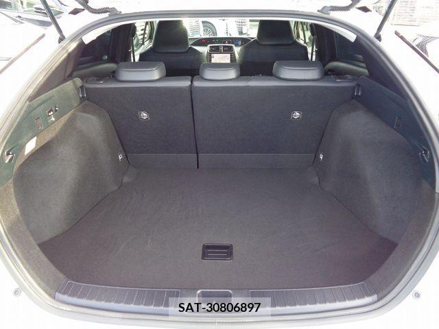 Toyota PRIUS 2022-04 218912-7