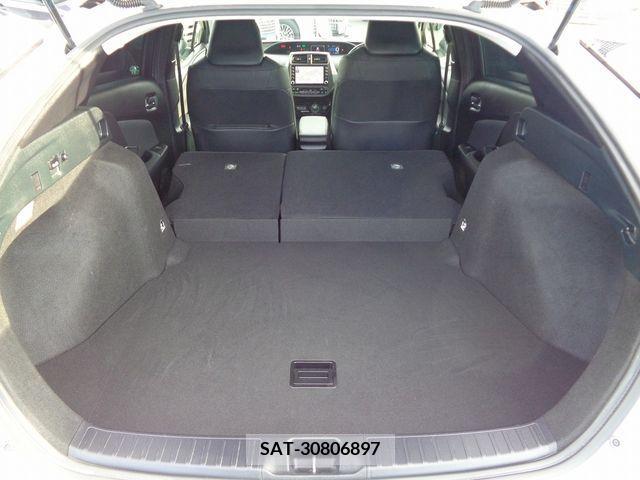 Toyota PRIUS 2022-04 218912-8