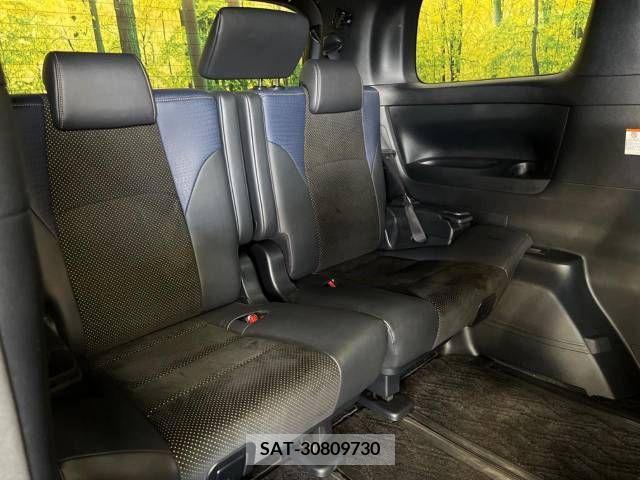 Toyota VELLFIRE 2017-06 376519-10