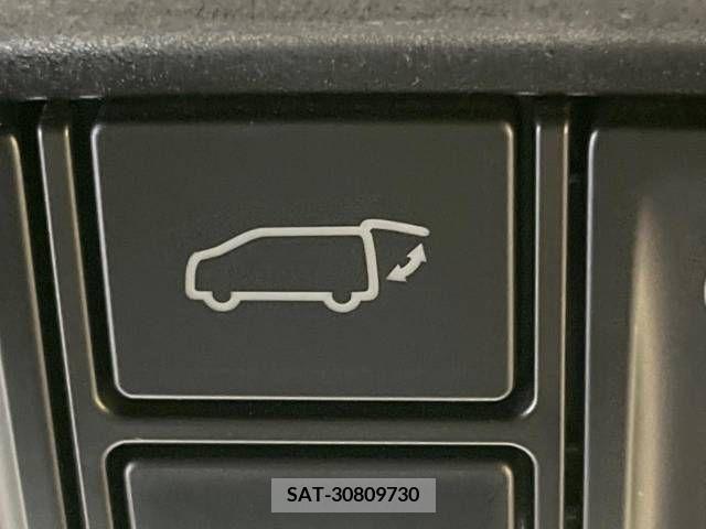 Toyota VELLFIRE 2017-06 376519-2