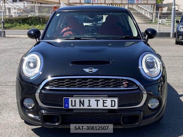 Bmw MINI 2016-06 293929-9