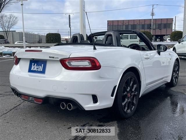 Abarth 124 Spider 2017-04 258694-4