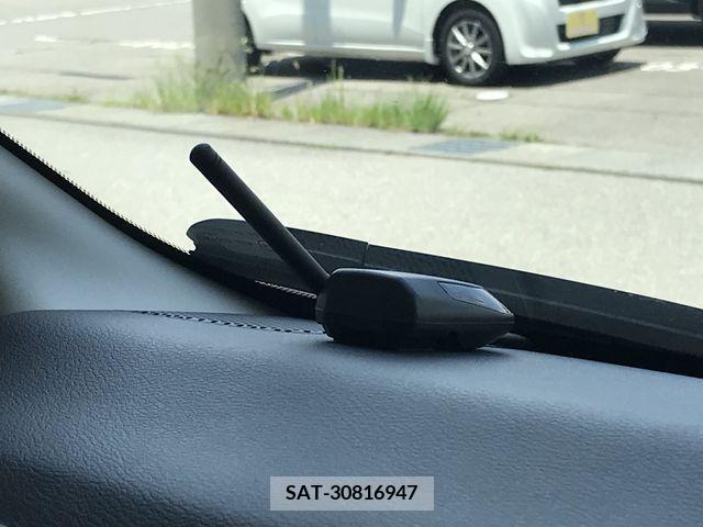 Nissan SERENA 2021-07 385526-25