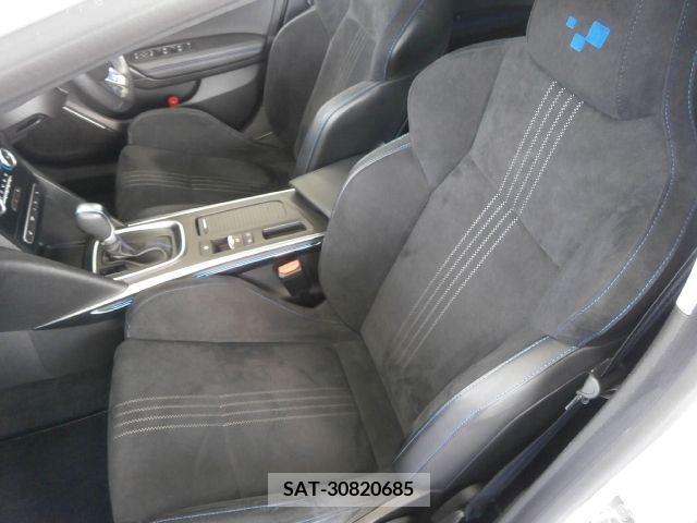 Renault MEGANE 2018-11 387345-14