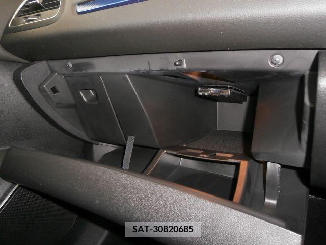 Renault MEGANE 2018-11 387345-24