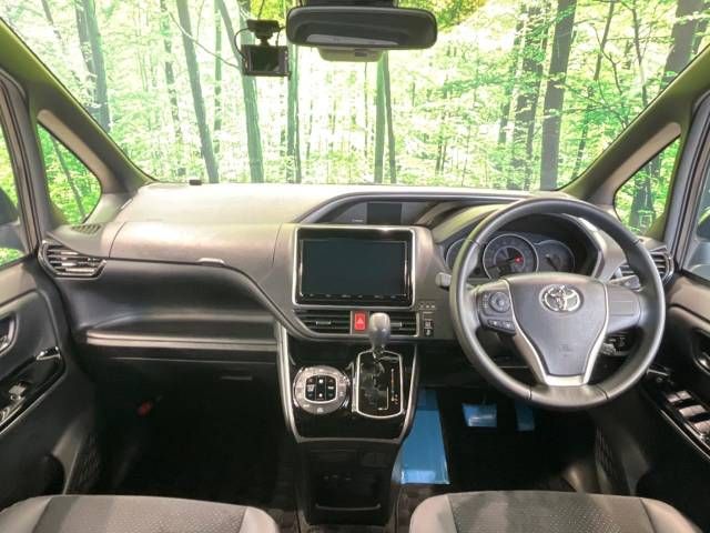 Toyota VOXY 2020-11 180803-1