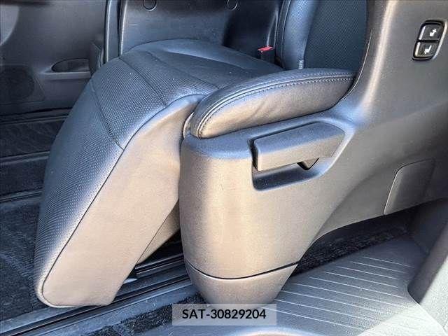 Toyota ALPHARD 2013-10 380680-28