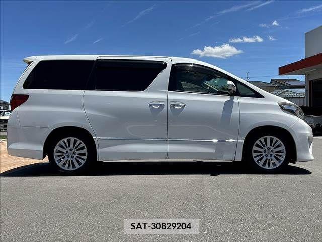Toyota ALPHARD 2013-10 380680-11