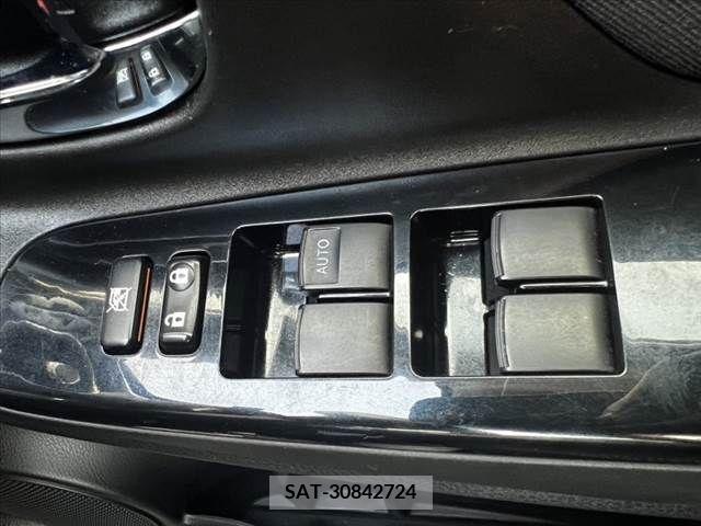 Toyota VITZ 2019-04 288579-22