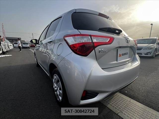 Toyota VITZ 2019-04 288579-12