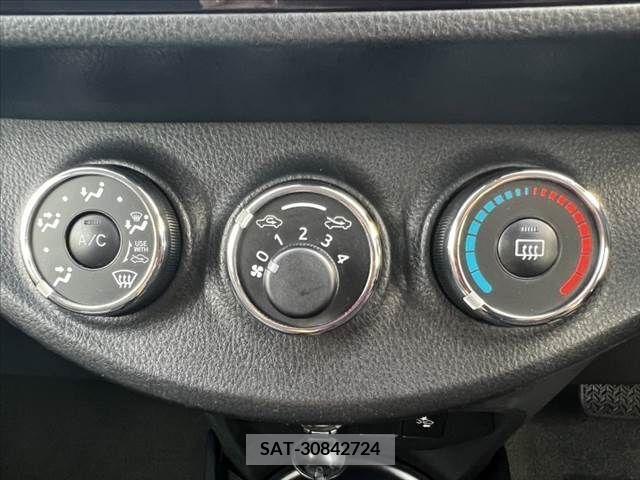 Toyota VITZ 2019-04 288579-23