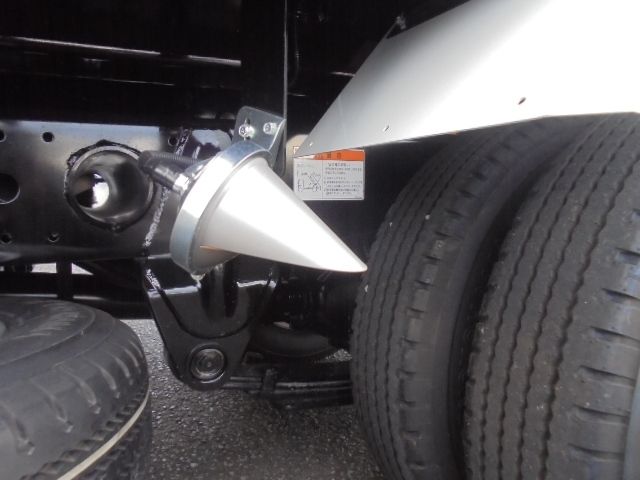 Mitsubishi CANTER 2023-04 22707-19