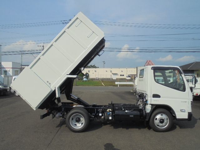 Mitsubishi CANTER 2023-04 22707-22