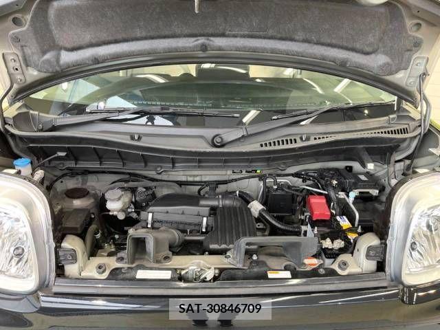 Suzuki SPACIA 2018-09 285514-18