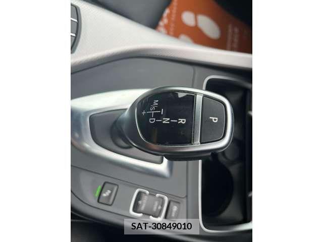 Bmw 2 SERIES 2021-04 318267-18