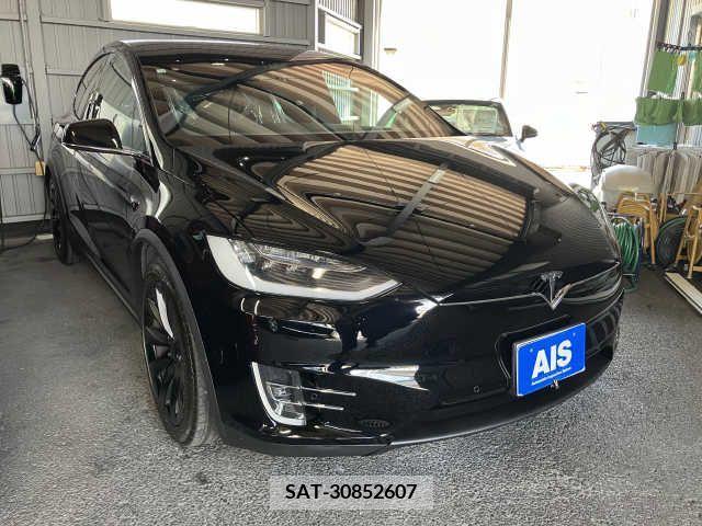 Tesla MODEL X 2018-09 299039-3