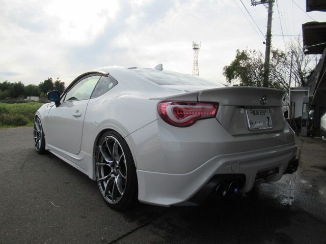 Toyota 86 2015-05 27741-12
