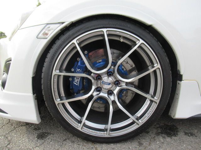 Toyota 86 2015-05 27741-16
