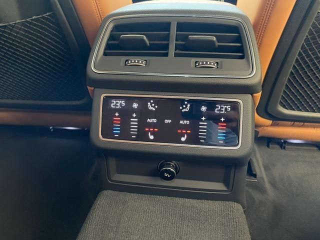 Audi RS7 2021-01 26713-15