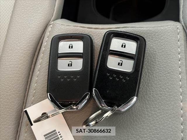 Honda CIVIC 2018-02 357939-6