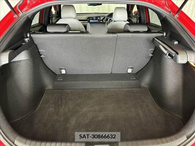 Honda CIVIC 2018-02 357939-19
