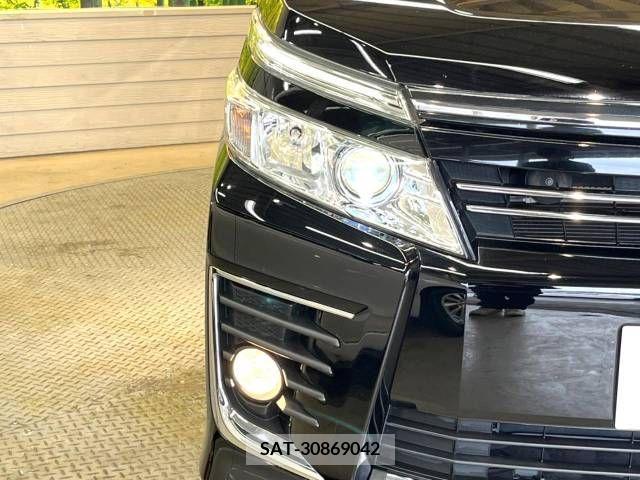 Toyota VOXY 2015-03 321433-13